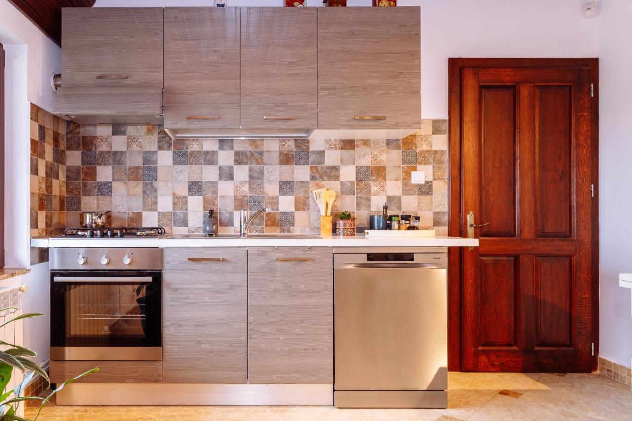 Ole Apartment - Get Your Energy For Free! Coffee And Tea On The House Timisoara Exterior photo